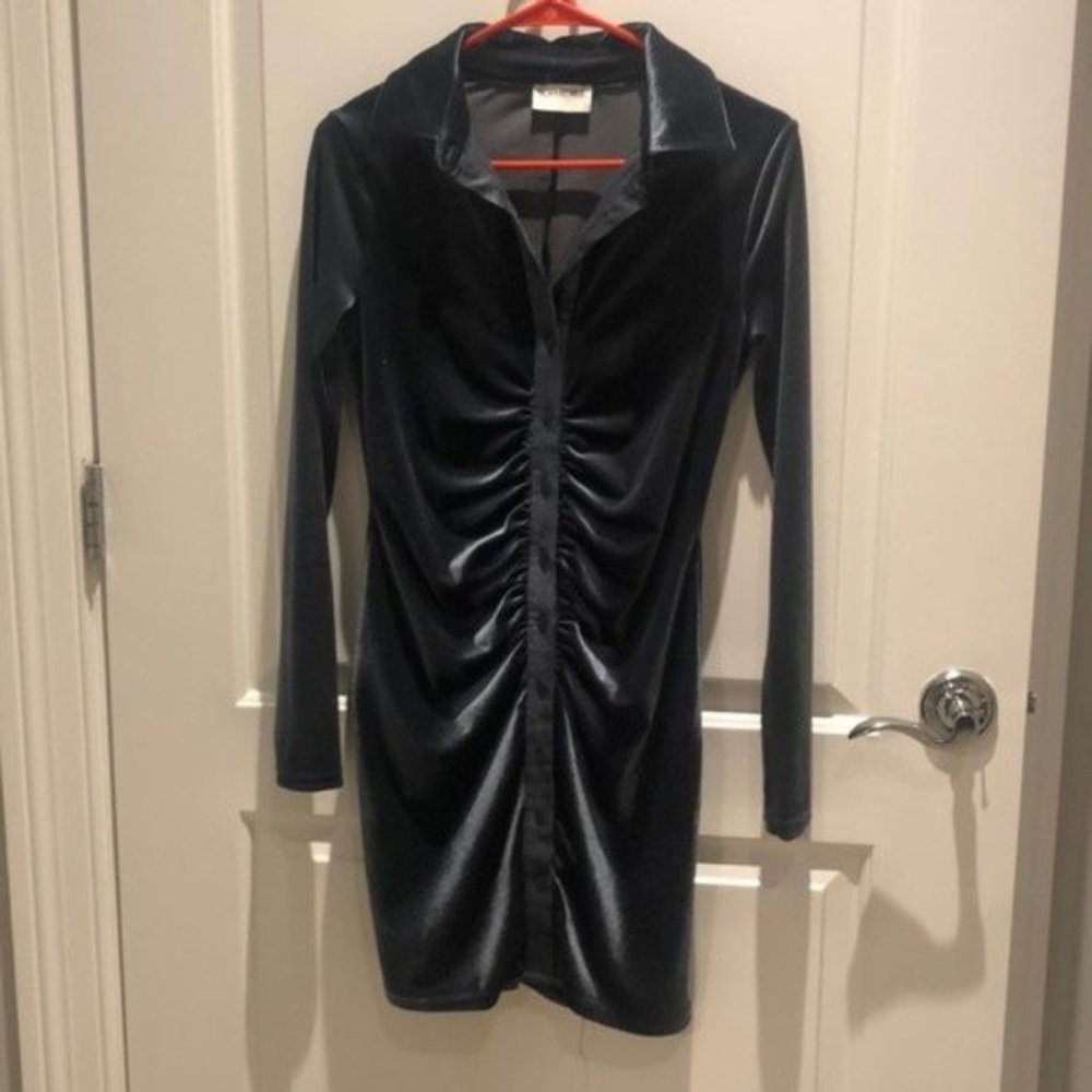 Sophie Rue Collared Ruched Button Down Velvet Mini Dress - Picture 3 of 7